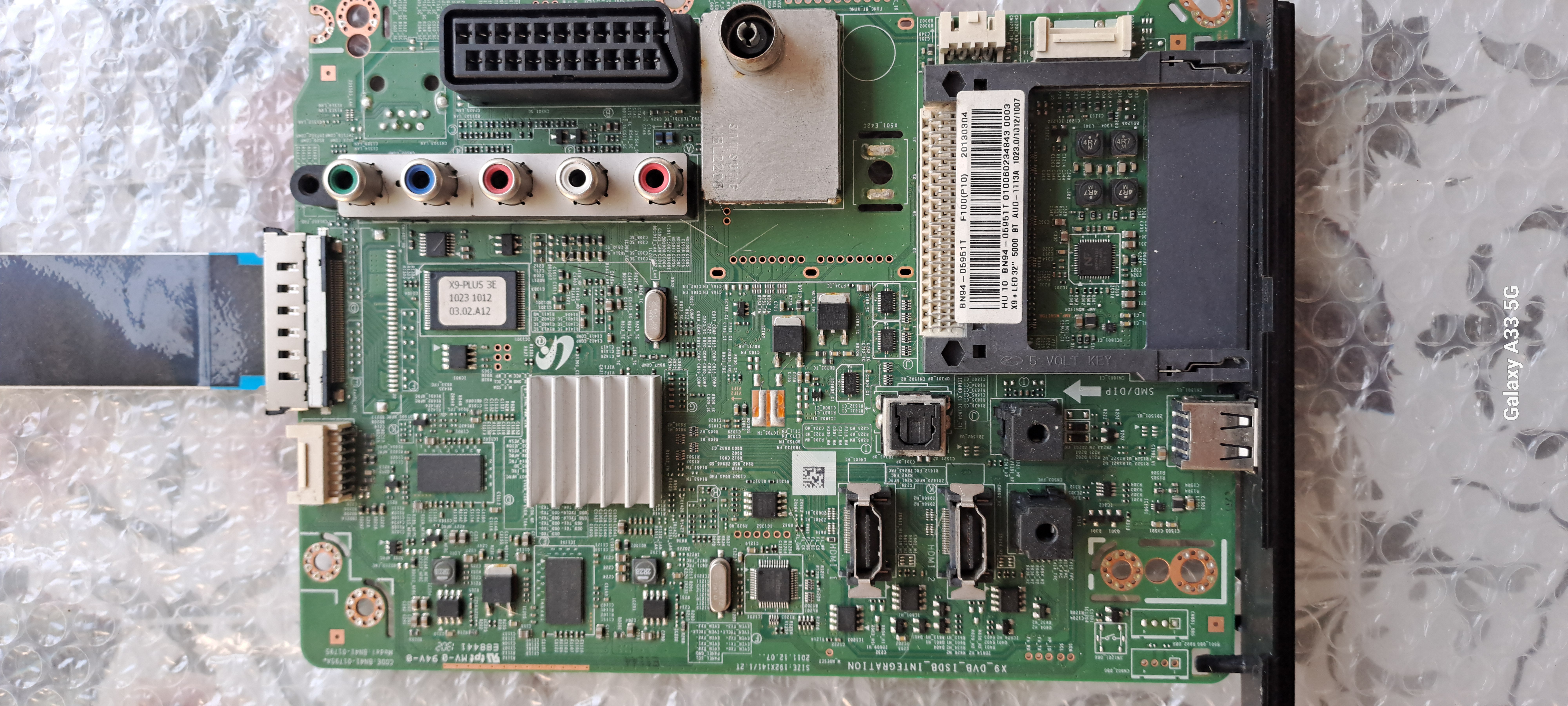 BN94-05951T,BN41-01795A, X9_DVB_ISDB_INTEGRATION, SAMSUNG UE32EH5000WBT